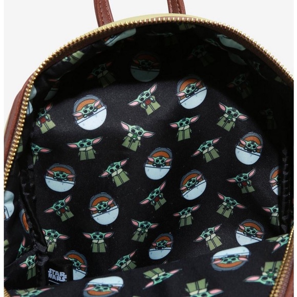Loungefly Star Wars The Mandalorian The Child with Cup Mini Backpack - Picture 5 of 8